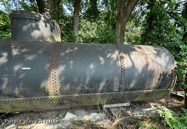 image for item EJ6405 Rail car fuel tank 