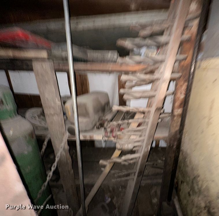 image for item EJ6408 Drill press 