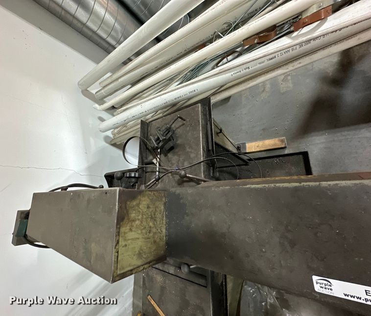 image for item EJ6417 Hyd-Mech bandsaw 