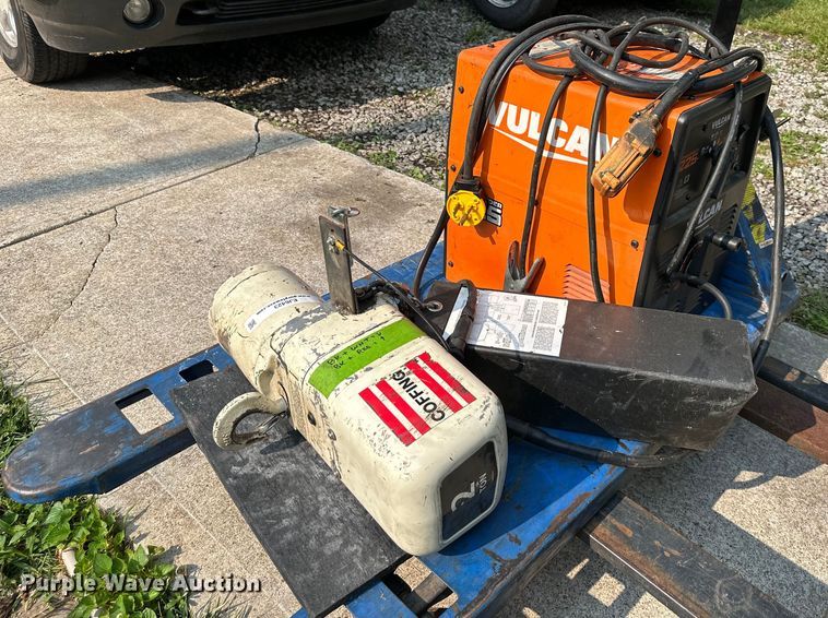 image for item EJ6423 Vulcan Commander 225  Welder 