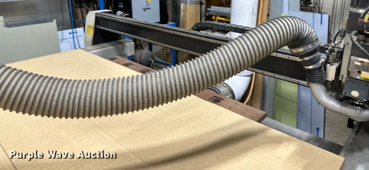 image for item EJ7072 Multicam SF series  CNC router 