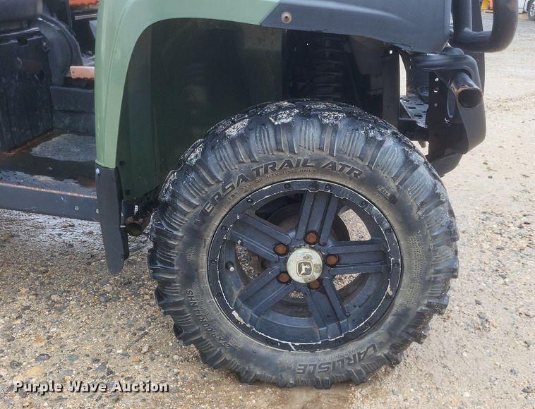 image for item EJ7981 2016 John Deere Gator 825 utility vehicle