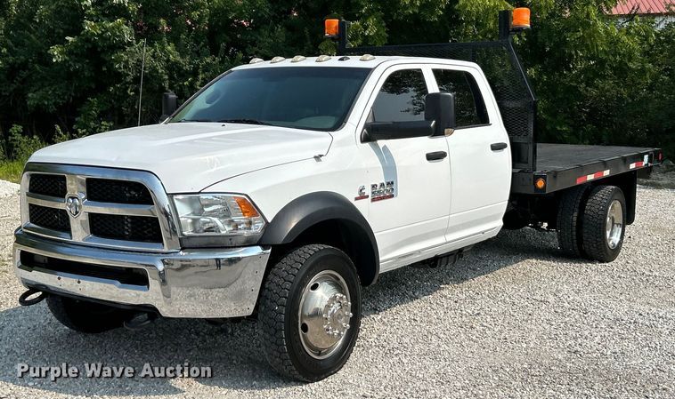 image for item EK3007 2014 Dodge  Ram 5500HD Crew Cab flatbed truck