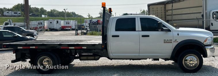 image for item EK3007 2014 Dodge  Ram 5500HD Crew Cab flatbed truck