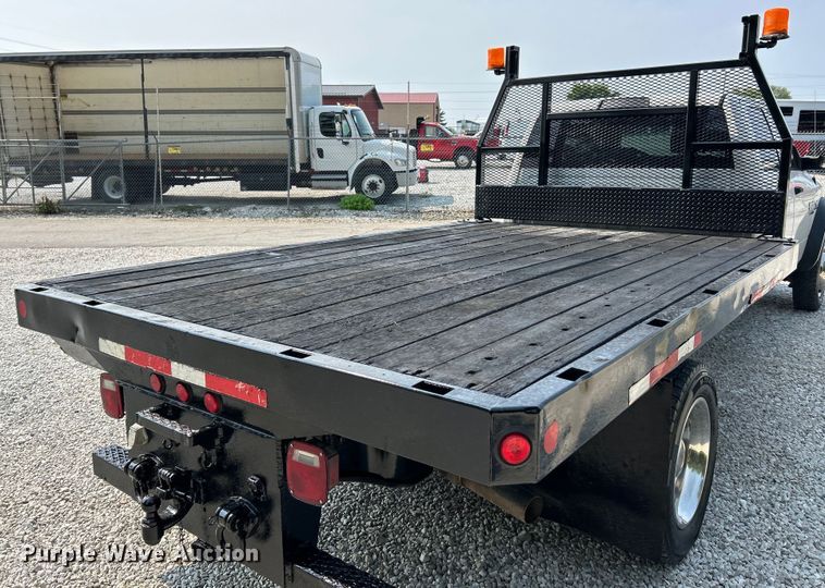 image for item EK3007 2014 Dodge  Ram 5500HD Crew Cab flatbed truck