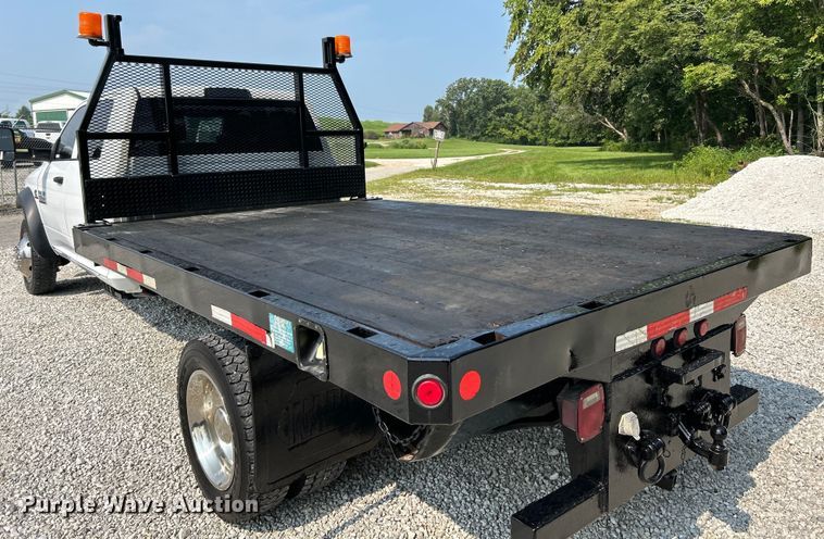 image for item EK3007 2014 Dodge  Ram 5500HD Crew Cab flatbed truck