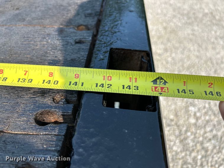 image for item EK3007 2014 Dodge  Ram 5500HD Crew Cab flatbed truck