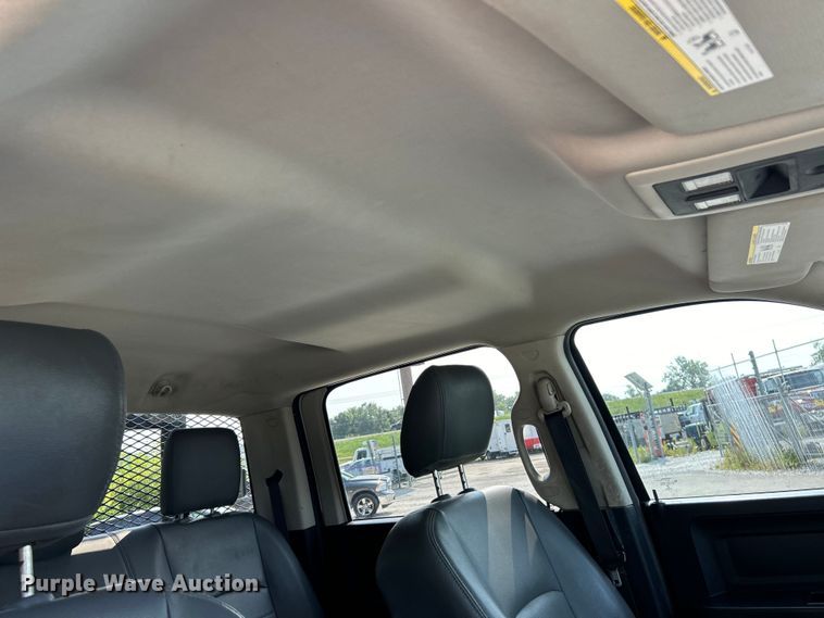 image for item EK3007 2014 Dodge  Ram 5500HD Crew Cab flatbed truck