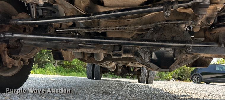 image for item EK3007 2014 Dodge  Ram 5500HD Crew Cab flatbed truck