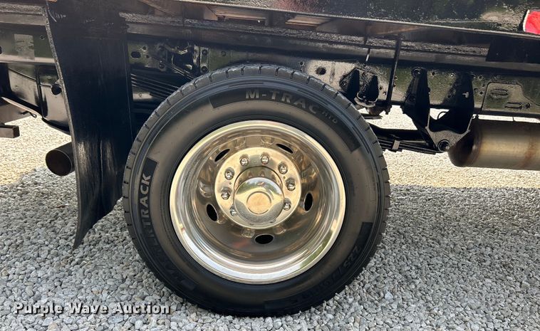 image for item EK3007 2014 Dodge  Ram 5500HD Crew Cab flatbed truck