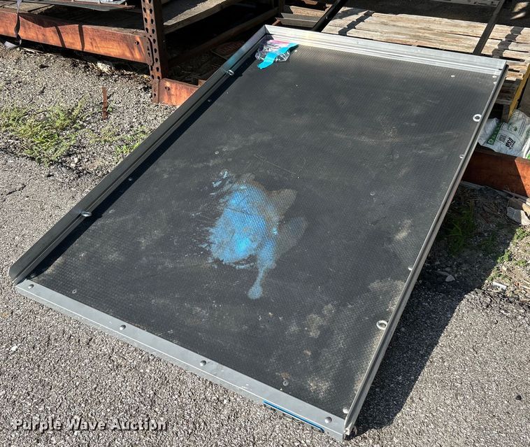 image for item EK3021 Decked CG1000 cargo sliding tray