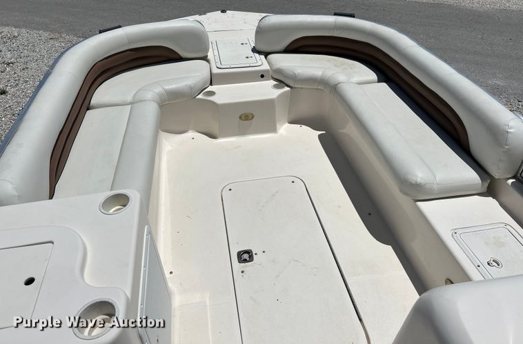 image for item EK4824 2004 Hurricane  228R boat