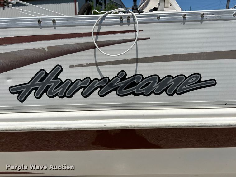 image for item EK4824 2004 Hurricane  228R boat