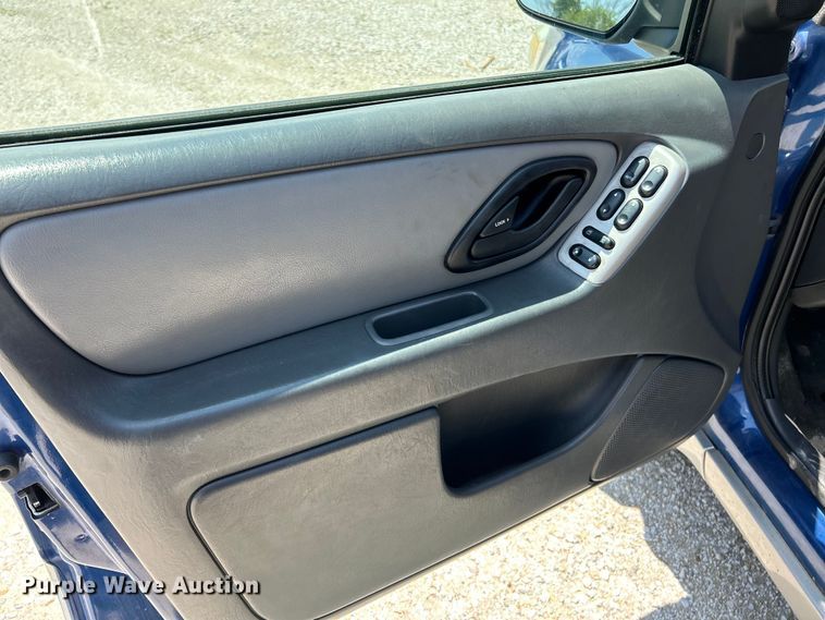 image for item EK4919 2007 Ford Escape XLT SUV