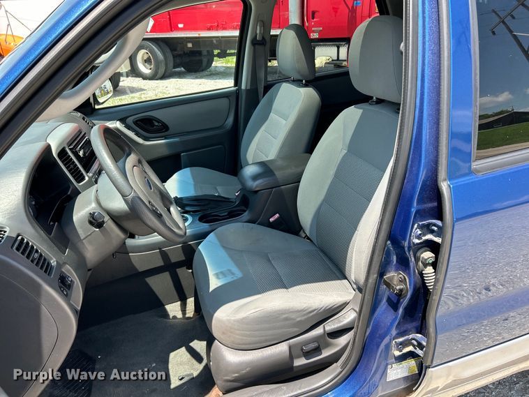 image for item EK4919 2007 Ford Escape XLT SUV