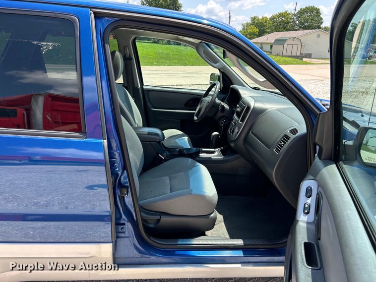 image for item EK4919 2007 Ford Escape XLT SUV