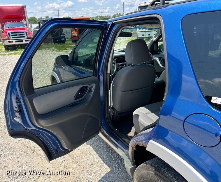 image for item EK4919 2007 Ford Escape XLT SUV