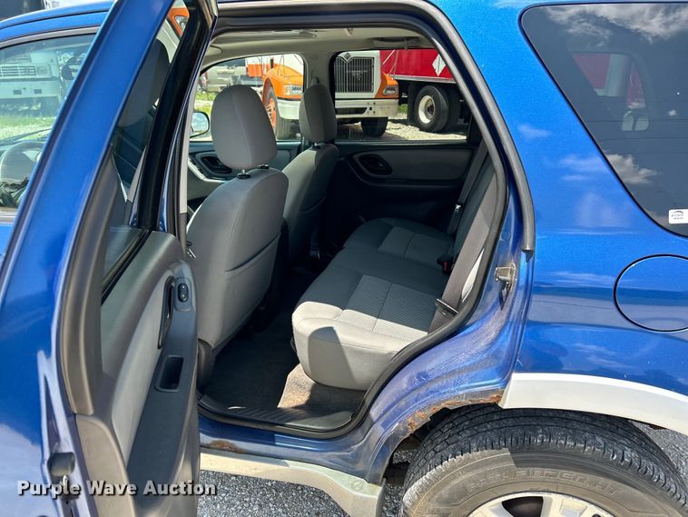 image for item EK4919 2007 Ford Escape XLT SUV