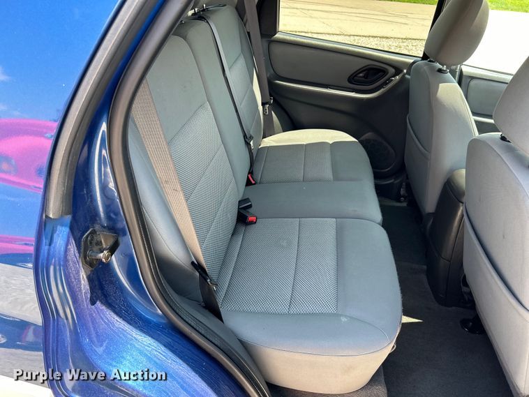 image for item EK4919 2007 Ford Escape XLT SUV