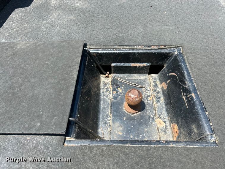 image for item EK4920 2012 Dodge  Ram 3500HD Crew Cab utility bed pickup truck