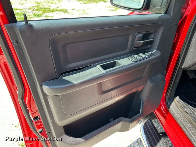 image for item EK4920 2012 Dodge  Ram 3500HD Crew Cab utility bed pickup truck