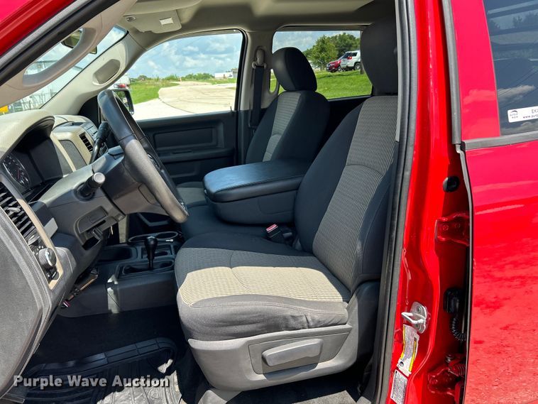 image for item EK4920 2012 Dodge  Ram 3500HD Crew Cab utility bed pickup truck