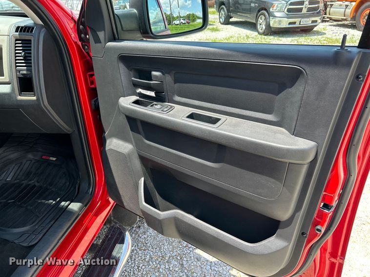 image for item EK4920 2012 Dodge  Ram 3500HD Crew Cab utility bed pickup truck