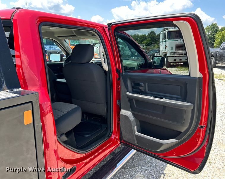 image for item EK4920 2012 Dodge  Ram 3500HD Crew Cab utility bed pickup truck