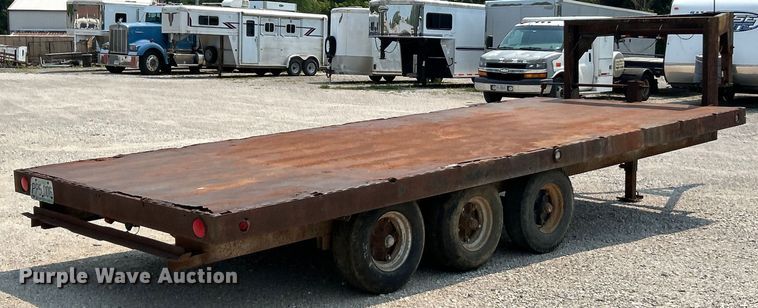 image for item EK4960 1978 Wheeler equipment trailer