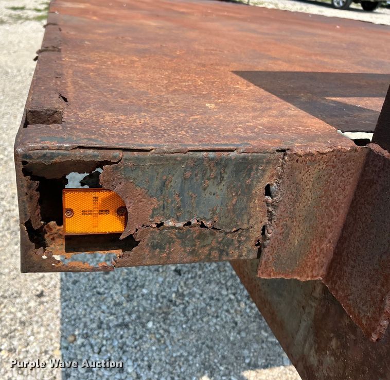 image for item EK4960 1978 Wheeler equipment trailer