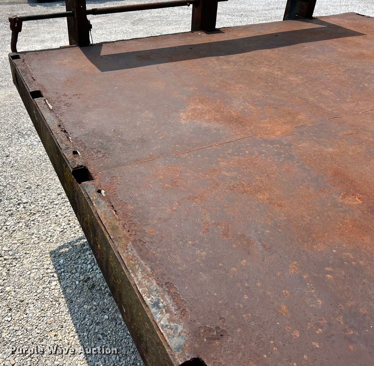 image for item EK4960 1978 Wheeler equipment trailer