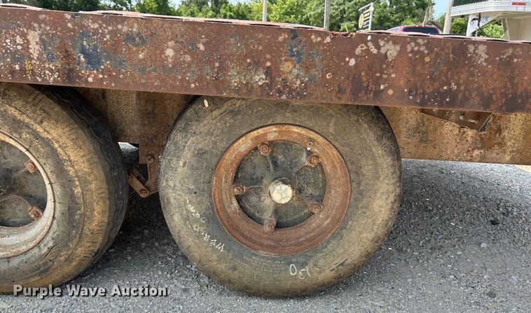 image for item EK4960 1978 Wheeler equipment trailer