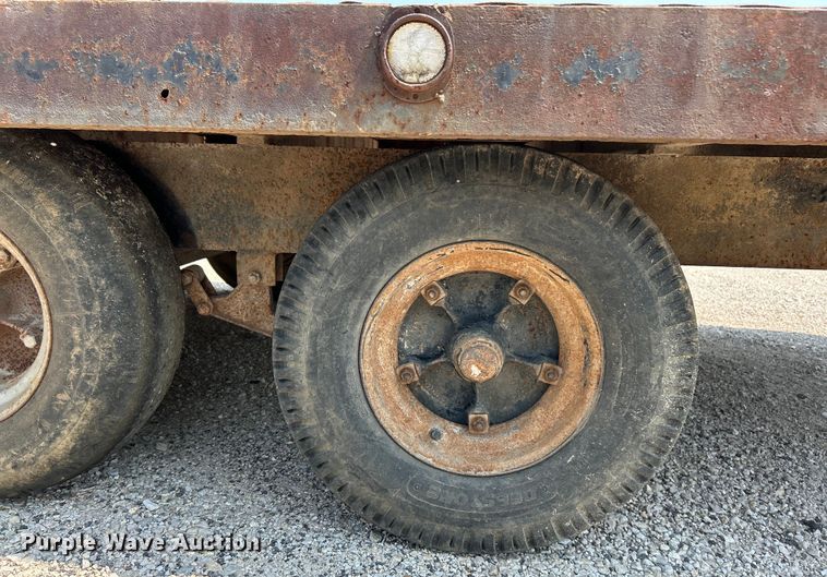 image for item EK4960 1978 Wheeler equipment trailer