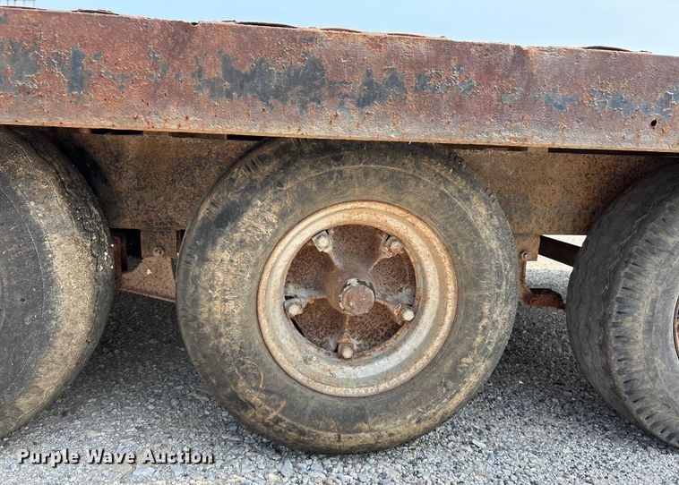 image for item EK4960 1978 Wheeler equipment trailer