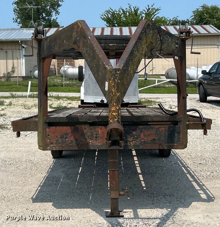 image for item EK4961 1992 shop built equipment trailer