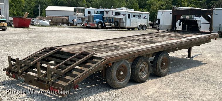 image for item EK4961 1992 shop built equipment trailer