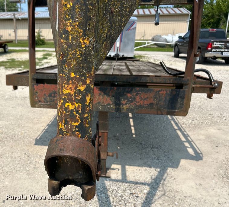 image for item EK4961 1992 shop built equipment trailer