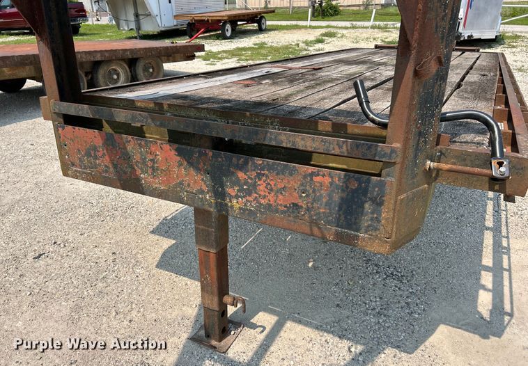 image for item EK4961 1992 shop built equipment trailer