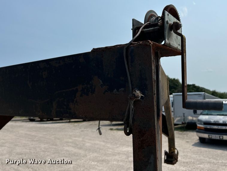 image for item EK4961 1992 shop built equipment trailer