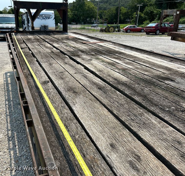 image for item EK4961 1992 shop built equipment trailer