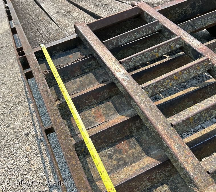 image for item EK4961 1992 shop built equipment trailer