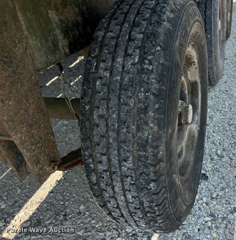 image for item EK4961 1992 shop built equipment trailer