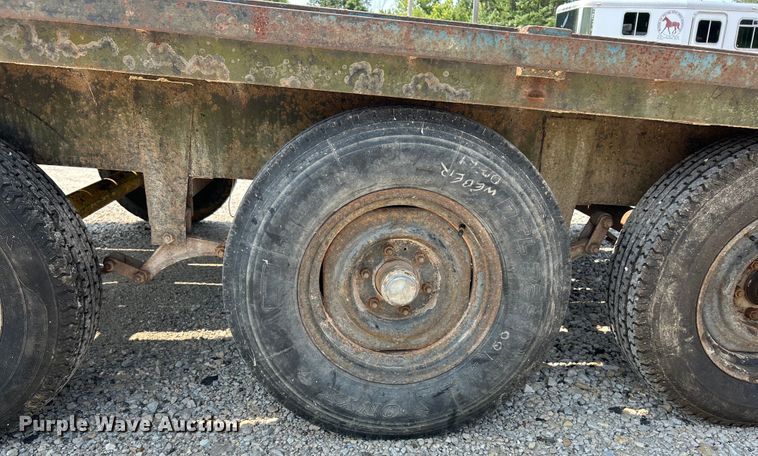 image for item EK4961 1992 shop built equipment trailer