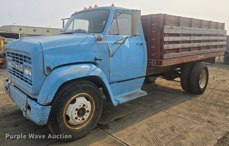 image for item EK6251 1967 GMC grain truck