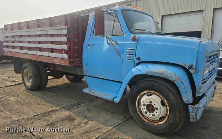 image for item EK6251 1967 GMC grain truck