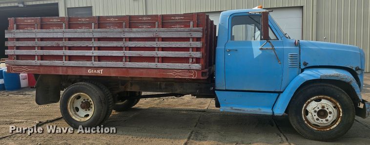image for item EK6251 1967 GMC grain truck