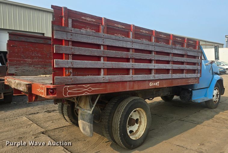 image for item EK6251 1967 GMC grain truck