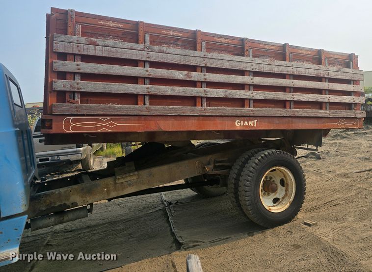 image for item EK6251 1967 GMC grain truck