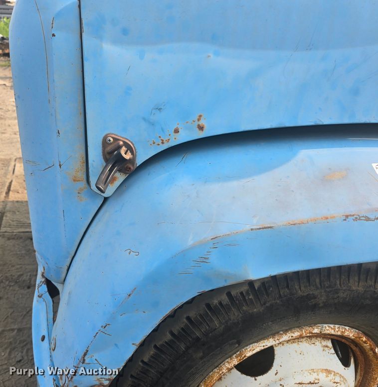 image for item EK6251 1967 GMC grain truck