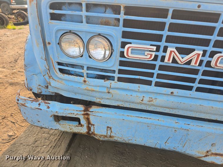 image for item EK6251 1967 GMC grain truck
